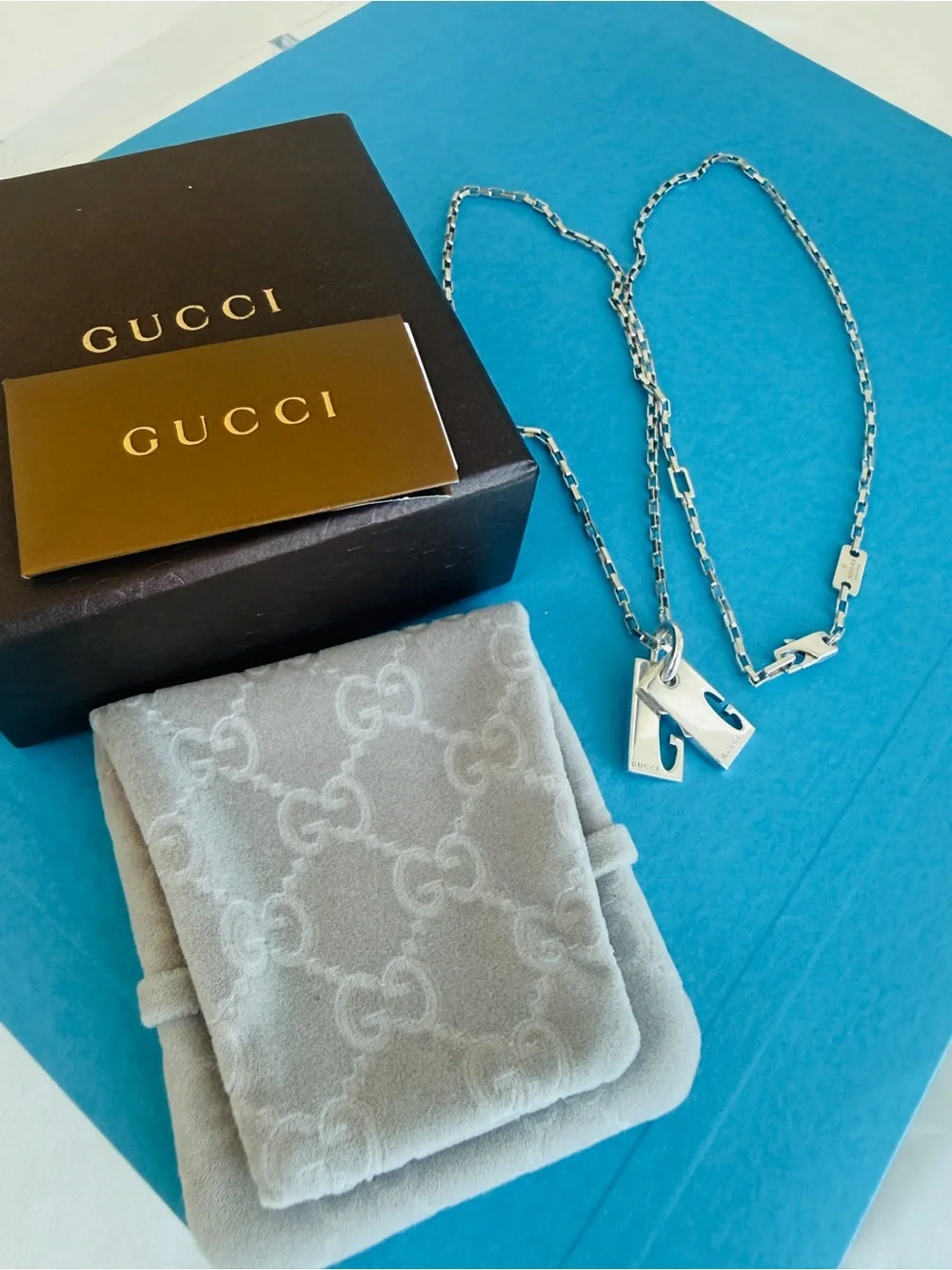 ✨GUCCI✨ Cutout G Double Tag Necklace FULL SET & AUTHENTICATED Unisex